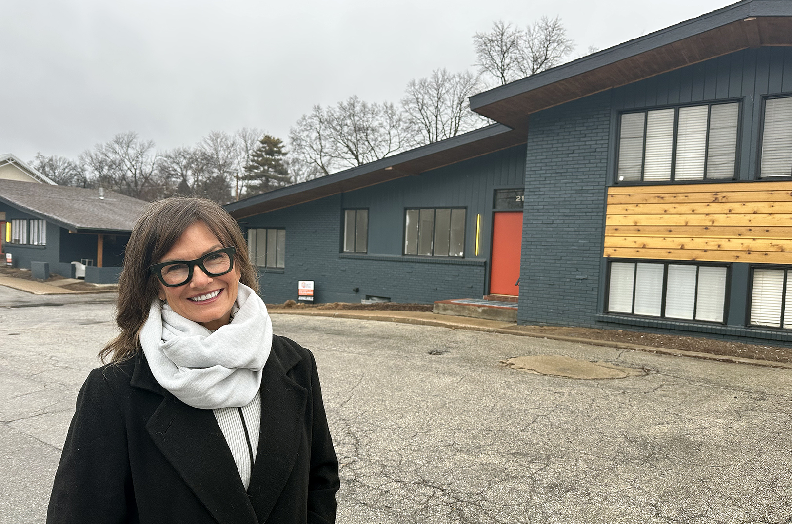 Sheryl Vickers, Select Sites, WIRED, outside the future home of C U R A T E D. in Prairie Village; photo by Joyce Smith