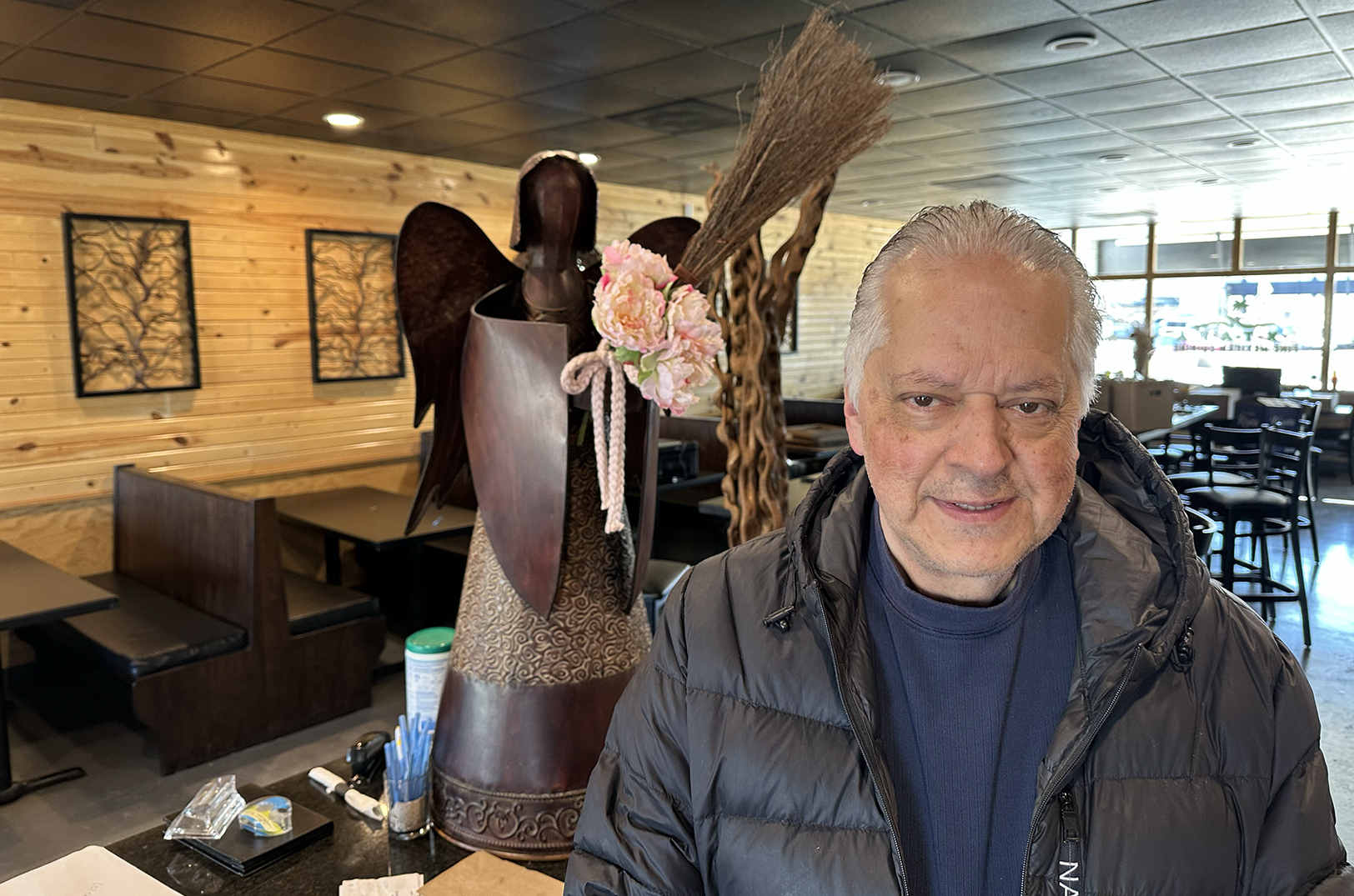 Victor Esqueda, Ixtapa Fine Mexican Cuisine; photo by Joyce Smith