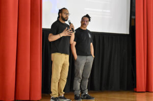 GIFT Pitch Black Cedric Ransburg Daniel Edwards In Good Company no 03