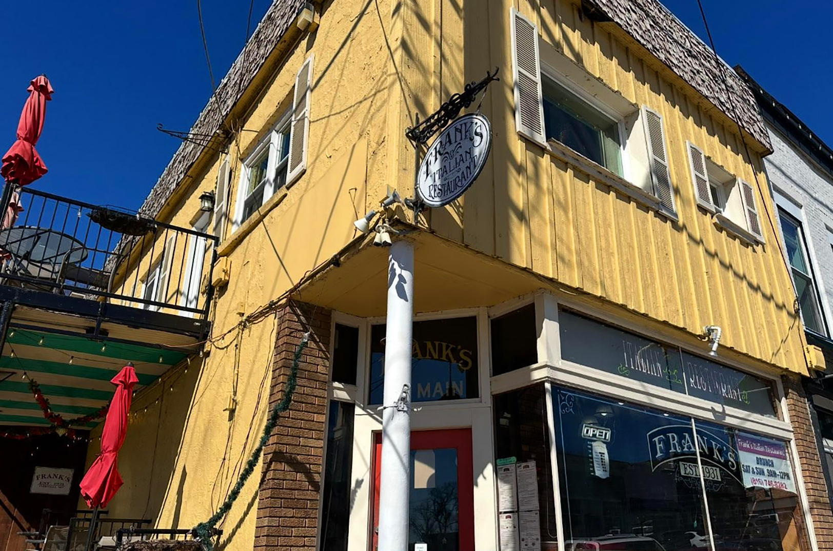 The former Frank’s Italian restaurant at 100 Main St. in Parkville — the future home of The Parker Hollow; photo by Joyce Smith