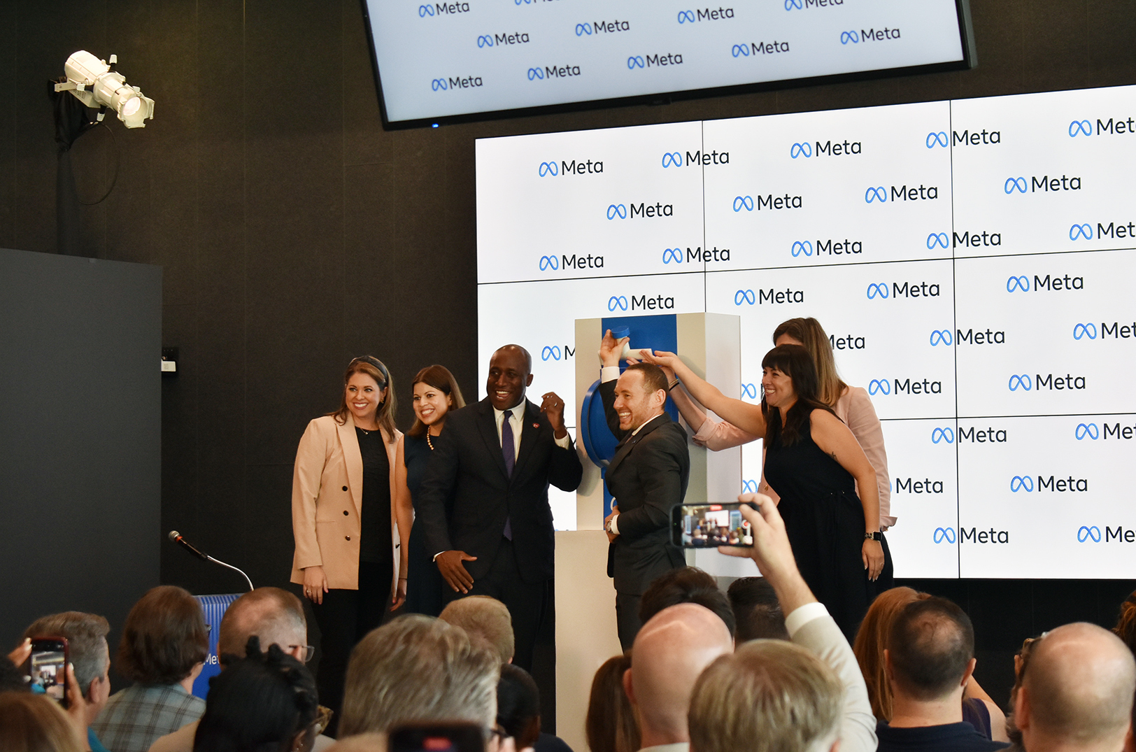 Company and regional leaders ceremonially flip the switch on Meta's Kansas City data center; photo by Taylor Wilmore, Startland News