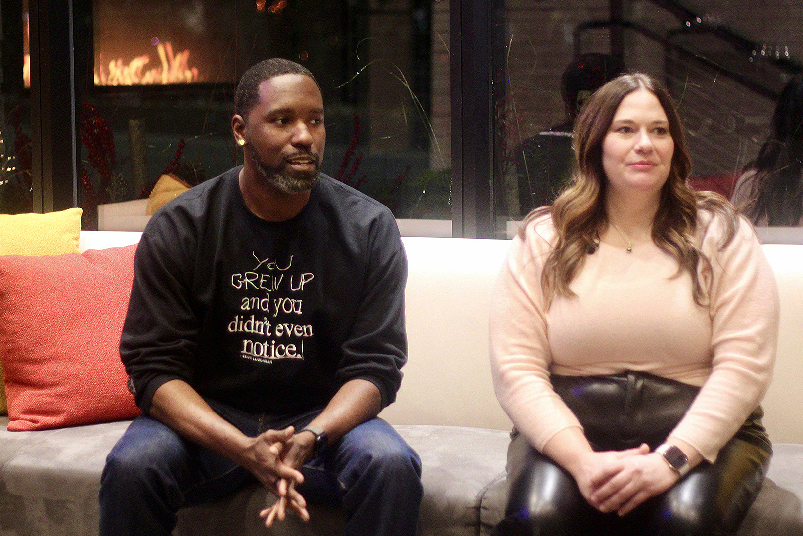 Herston Fails, co-founder and CSO for Storytailor, sits next to Courtney Wachal, presiding judge for Kansas City municipal court, during an in-person event for the Six-Seven Experience at Spark Kansas City; photo by Nikki Overfelt Chifalu, Startland News