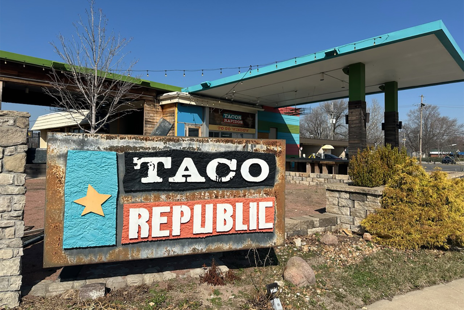 The former Taco Republic at 500 County Road in Kansas City, Kansas — now slated to become Joe's Next Door, a BBQ concept from the owners of Joe's Kansas City; photo by Joyce Smith