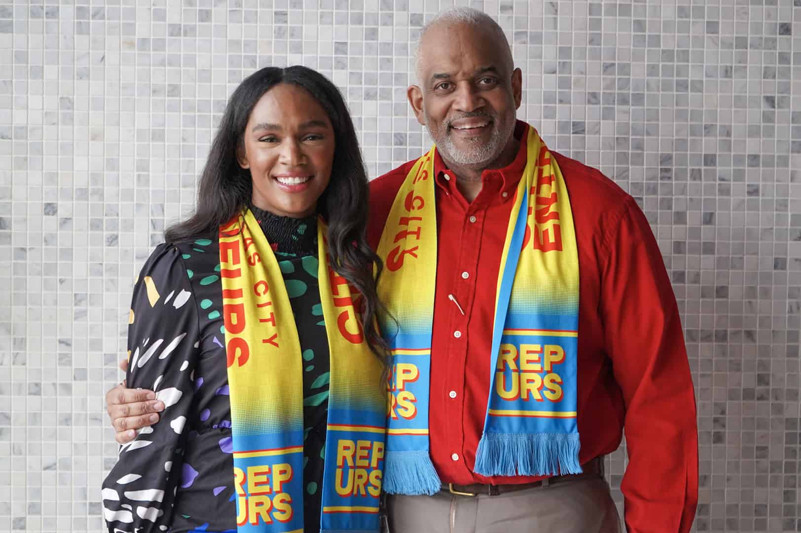 Racquel Rodriguez, founder of El Café Cubano, and Tracey Lewis, president and CEO of the Economic Development Corporation of Kansas City (EDCKC); photo by Brian Escobar, EDCKC