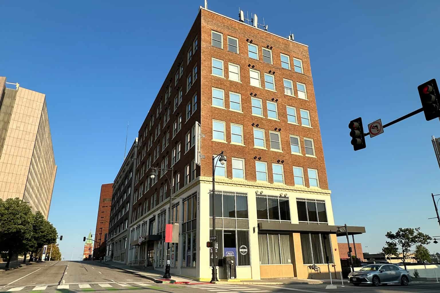 The new Aiden Kansas City Downtown hotel at 405 E. 13th St.; photo by Joyce Smith
