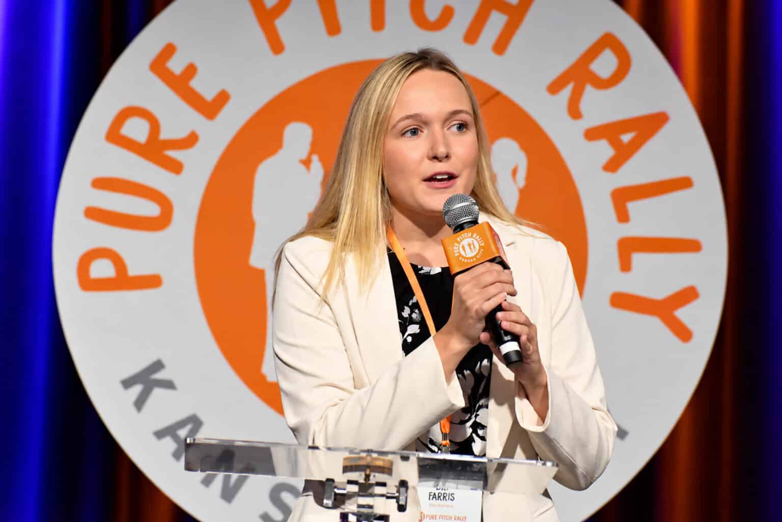Bri Farris, co-founder of Electravera, shares her pitch during the Pure Pitch Rally; photo by Nikki Overfelt Chifalu, Startland News